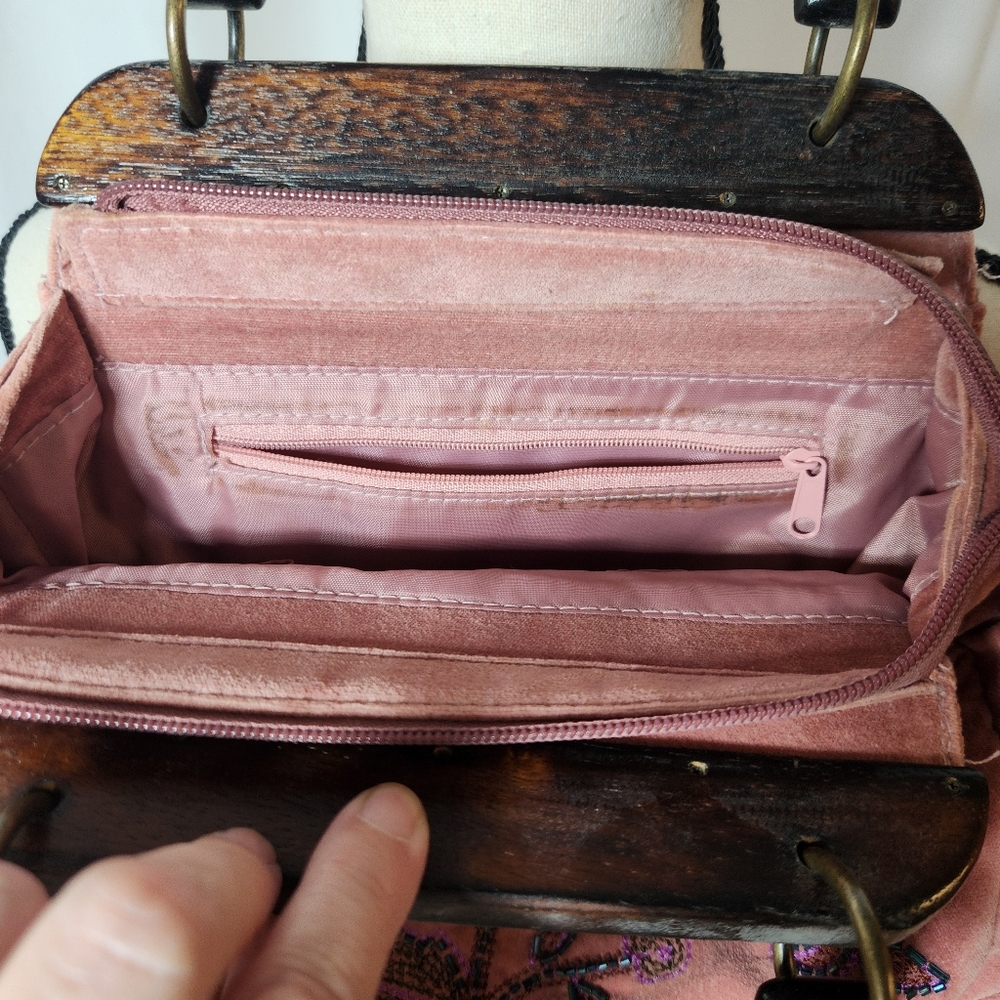 Avon Pink Faux Suede Wooden Handle Bag Purse 2005 w/Floral Beads and Embroidery - Picture 6 of 7